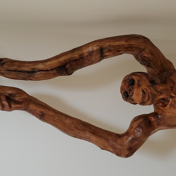 Amazing Al One Piece Wood Carved Sculpture - Picture 7 of 10